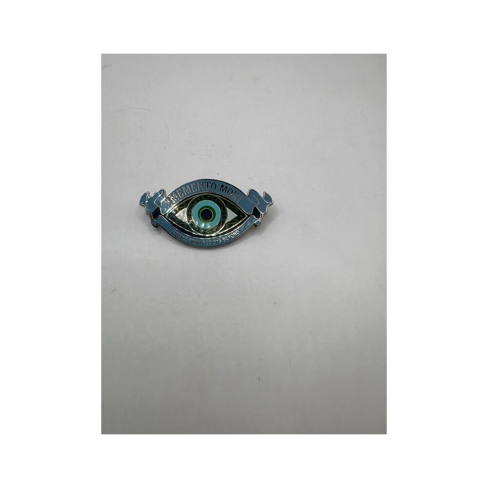Disney Haunted Mansion Memento Mori Eye Regions Beyond Pin - Picture 2 of 4
